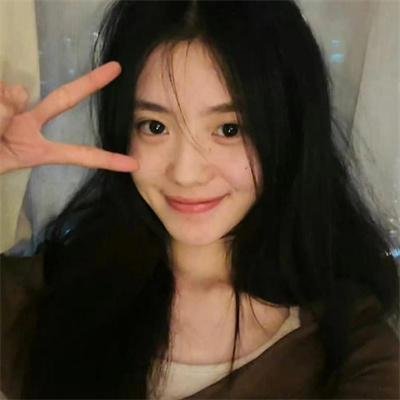 阳光下的影子